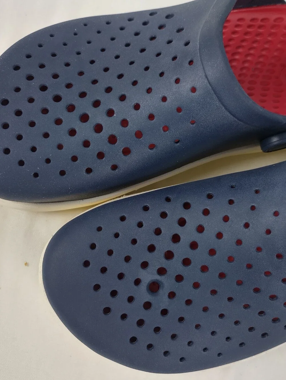 Crocs LITERIDE Men's 8/Women 10 360 Clogs Unisex Navy US Red Blue Slide On